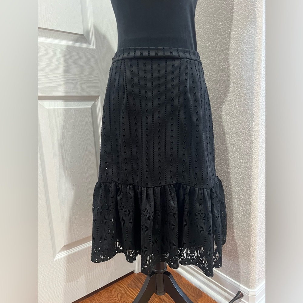 Moulinette Soeurs black lace skirt w/ ruffle hem size M Made In Vietnam